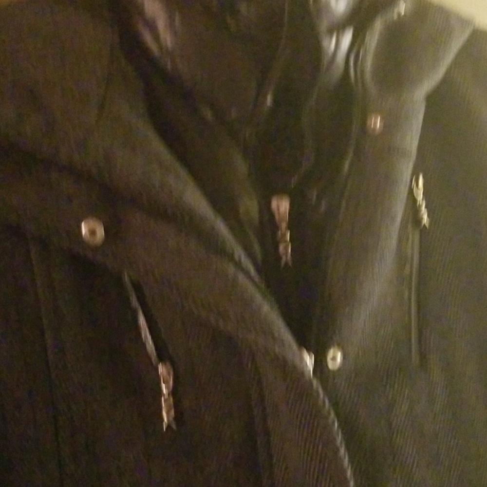 Coat - Picture 3 of 6